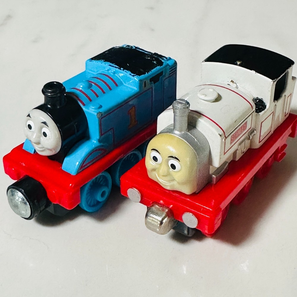 Lot of 2 Thomas Friends the Tank Engine Take n Play Metal Diecast Thomas Stanley