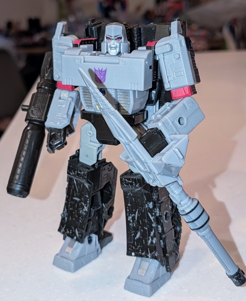 Transformers Earthrise MEGATRON Siege War For Cybertron Voyager