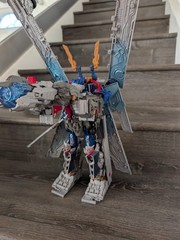 2011 Transformers Dark Of The Moon DOTM Ultimate Optimus Prime – Incomplete