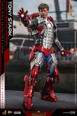 Hot Toys Iron Man 2 Tony Stark Mark V Suit Up Version Deluxe 1/6 Figure In Stock