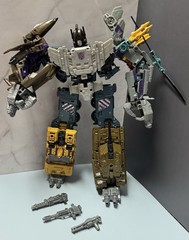 Transformers Generations Combiner Wars 5 PC Bruticus Set- Hasbro Exclusive