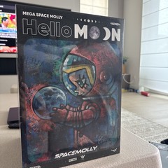 AUTHENTIC MEGA SPACE MOLLY 400% HELLO MOON Sealed Unopened NEW