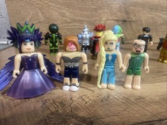 Jazwares Lot Of 20 Mixed Lot Of Roblox Figures