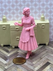 1:24 1950 Welcoming Housewife Hostess Homemaker Figure Inspired by Marx