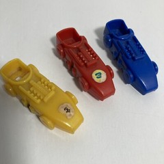 Vintage 1950 United Feature Syndicate Peanuts Race Cars Red Yellow Blue 2 inches