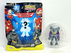 DC SUPERHEROES x SONIC Series 2 ROUGE as CATWOMAN 2.5″ Mystery Blind Bag Figure