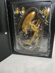 Herocross Alien #023S Limited Special Edition GOLD Hybrid Metal Action Figure