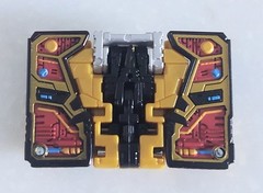Transformers Legacy United BUZZSAW g1 universe Core