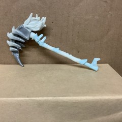 Fortnite Legendary Series Frozen Raven 6″ Collectible Action Figure Staff Weapon