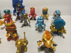 Treasure x Moose 18 Figure Lot No Accessories Mixed Lot