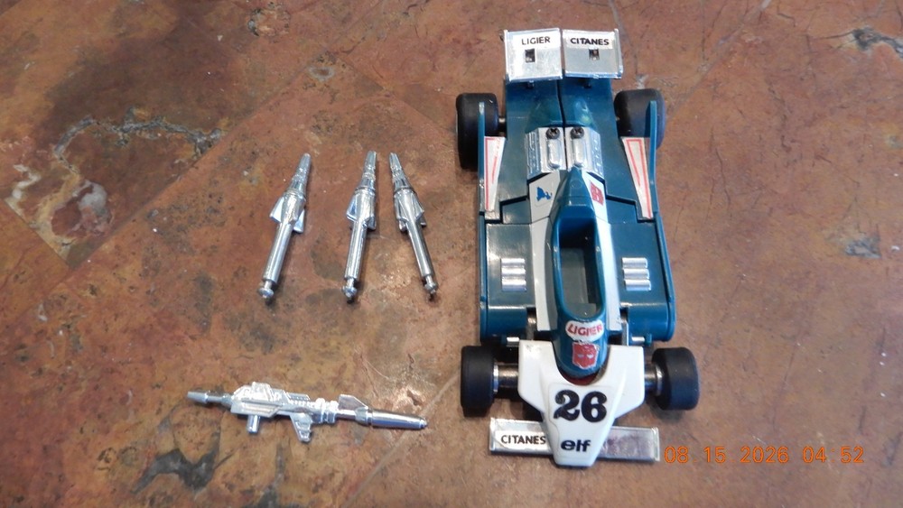 Vintage Transformers G1 Original BROKEN MirageFOR PARTS Weapons Gun and Missiles