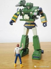 Masterpiece MP47 Cybertron Autobot Scount Hound Willys Jeep CJ-3B