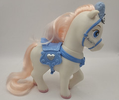 Disney Princess Palace Pets Cinderellas Blue and White Pony “Bibbidy” Pink Mane