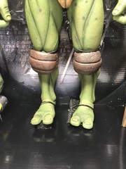 NECA Teenage Mutant Ninja Turtles Donatello 1/4 Scale Action Figure Read