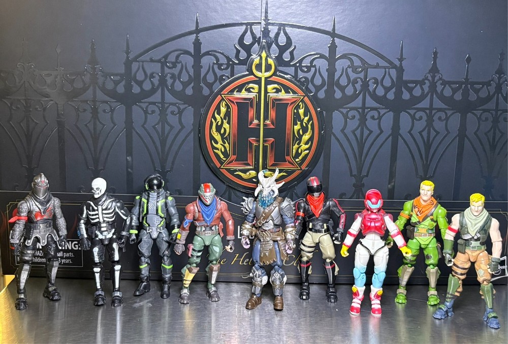 fortnite action figures 4 inch Lot of 9 Jazwares incomplete no accessories