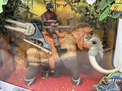Primal Clash Dino Commander Action Figure Mammoth Dinosaur Beast Taming Squad