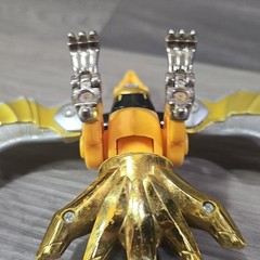 BANDAI Power Rangers Wild Force Deluxe Yellow Eagle Zord Gaoranger Power Animal