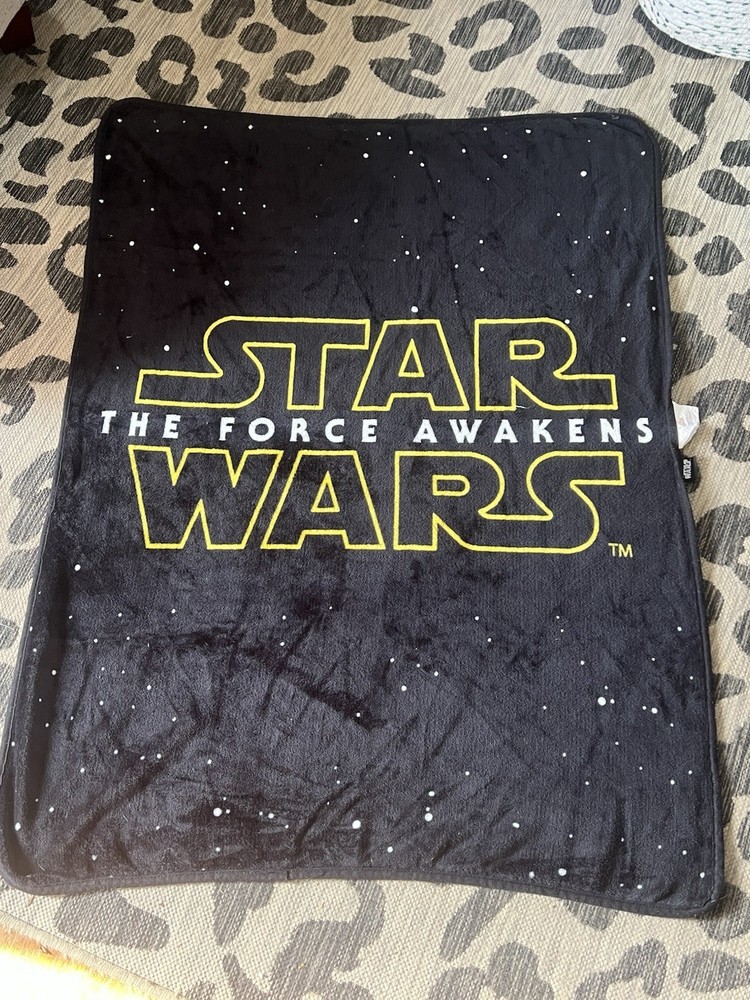 Northwest Star Wars Episode VII The Force Awakens 38″ x 52″ Soft Throw Blanket