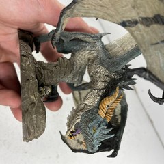 McFarlane’s Dragon’s Quest for the Lost King Komodo Dragon Clan 2 Figure
