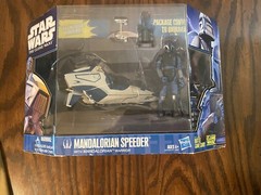 Hasbro Star Wars Clone Wars Mandalorian Speeder with Mandalorian Warrior 3.75