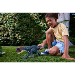 Jurassic World Survival Charge N Chomp Carnotaurus, Roar Running Attack JKG85 🆕