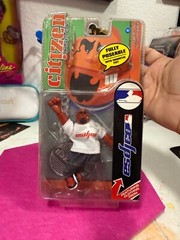 Rare Citizen Urban Icon Crew 1 Max and B.k esdjco Clothing Figurine