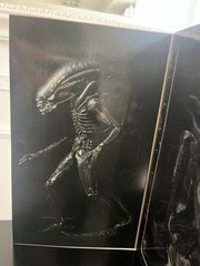 NECA Alien Big Chap Ultimate Edition Boxed Figure w/ Facehugger, Pod NEW