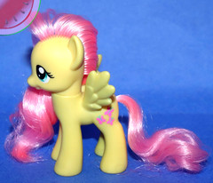 My Little Pony G4 FLUTTERSHY with Angel Bunny Pet Brushable Shy Eyes Original