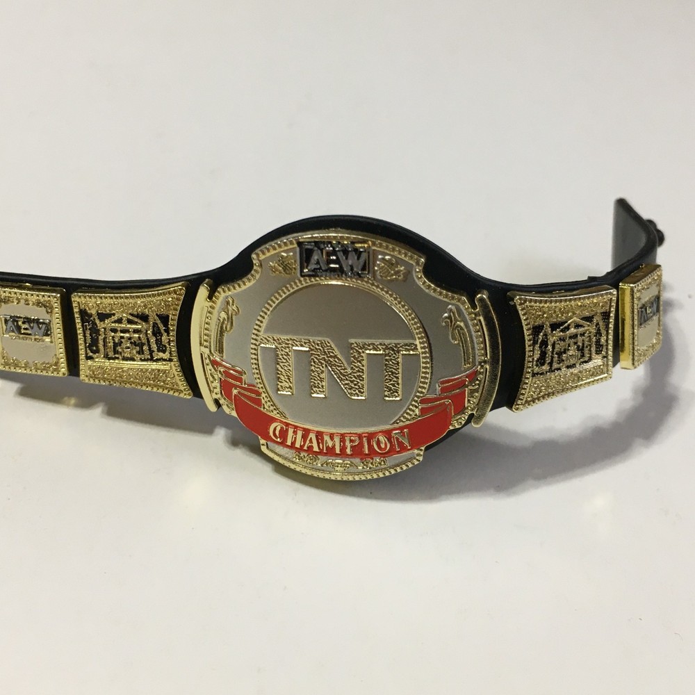 AEW TNT Male Championship Belt Fodder Sammy Guevara #92 Unrivaled Collection