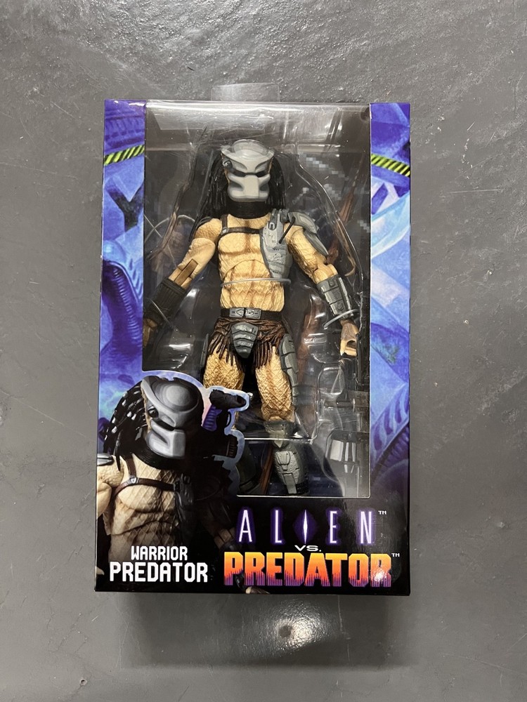 Warrior Predator Action Figure Arcade Alien VS Predator AVP Neca Reel Toys NIB