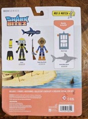Shark Bite 2 Devseries 8 Pieces Divers And Shark Toy
