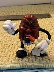 CALIFORNIA RAISINS figure toy singing 1987 2 1/2 Inch Plastic Resin