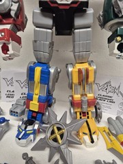 Playmates Voltron 40th Anniversary 16″, 5 Figues Complete Displayed only