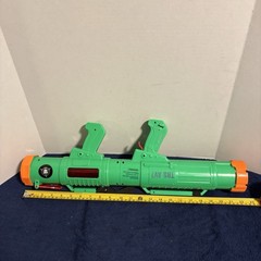 Transformers N.E.S.T. “TRS AV7” Vanquish Blaster Souvenir Toy Universal Studios