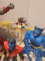 Marvel X-Men 11 Figure action Figure Lot Really Cool Loose Condition SEE PHOTOS!