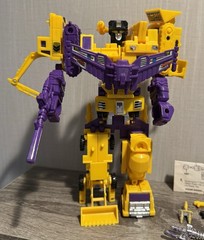 Transformers G2 Devastator 100% Complete with instructions! Unbroken! Nice
