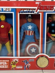 2026 Disney Parks Mego Marvel Avengers 4 Pk Cap America Iron Man BUBBLE WRAPPED!