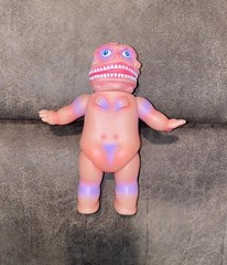 Zectron – Ghoulhead Third Eye Open Bubble Gum Ghouls Sofubi Kewpie Edition of 3