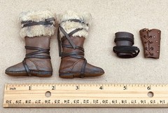 1/6 Kaustic Plastik 12″ figure MasterClass Collection Conan Boots wrist guard