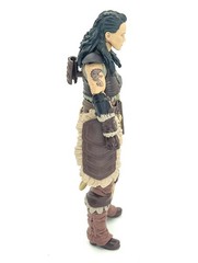 Dungeons & Dragons Honor Among Thieves Golden Archive Holga 6″ Figure w/ Knife