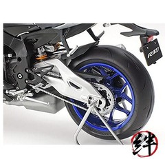 Tamiya 14133 1/12 Yamaha YZF-R1M Motorcycle Plastic Model Kit