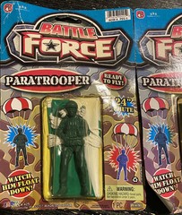 Battle Force Paratrooper 24 In Chutes (2) One Green And Red (faded)