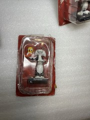 WARNER BROS LOONEY TUNES DIE CAST METAL CHARACTERS SYLVESTER AND TWEETY