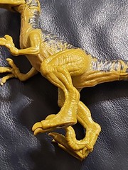 Jurassic World Velociraptor- 6.5 Inches Head To Tail
