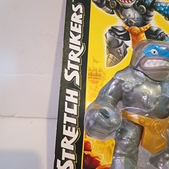 HEROES OF GOO JIT ZU SCRUNCHY ” THRASH “Stretchy Figure 4” (Ages 4+)