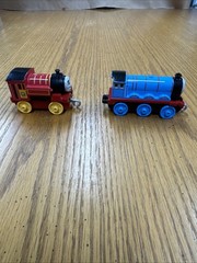 Thomas & Friends Magnetic Pull N Zoom Lot of Trains Engines Cars