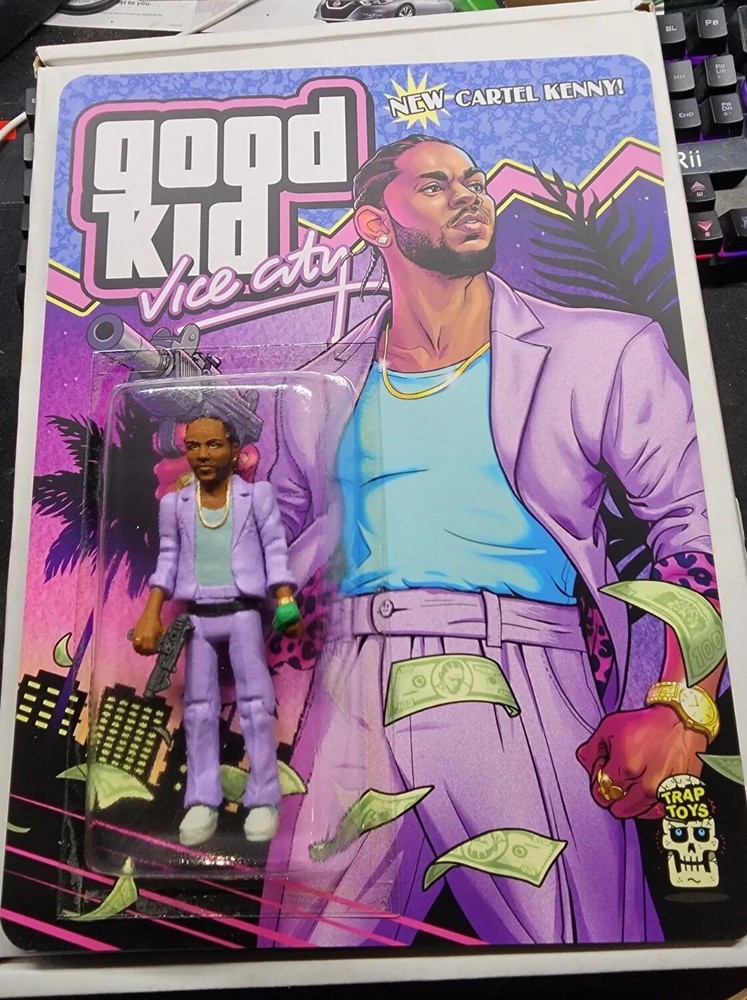 Trap Toys – Good Kid Vice City Bootleg Action Figure – In Hand
