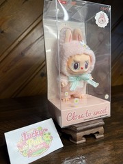 LABUBU THE MONSTERS – MOKOKO – Close to Sweet Pendant – Popland Exclusive