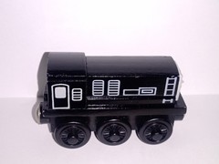 THOMAS & FRIENDS WOODEN RAILWAY~DEVIOUS DIESEL~2000 BRITT ALLCROFT (VERY NICE)