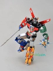 Metal Club MuscleBear Voltron Beast King Golion Transforming Action Figure 38cm